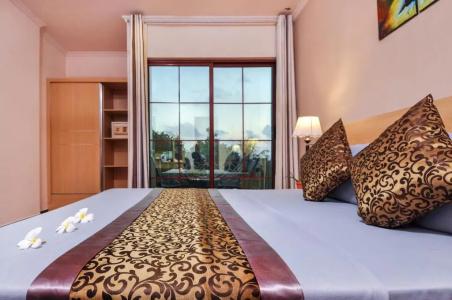 Triton Beach & Spa - 34
