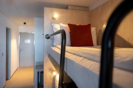 Victoria & Residence - 39