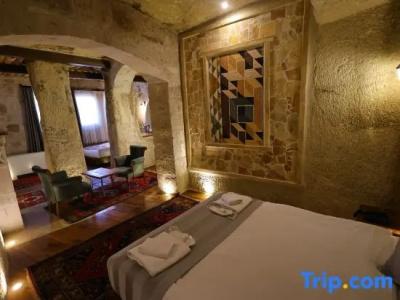 Sarnich Cave Suites - 146