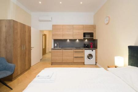 Vienna Stay Pezzl 1170 - 174