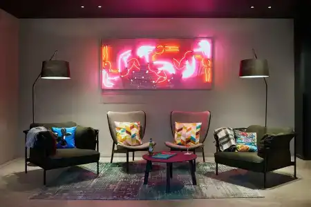 Moxy Bristol - 1