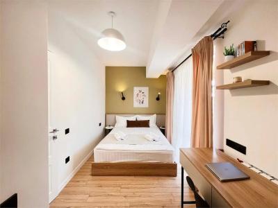 Motives Inn - 173