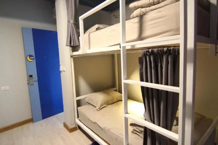 The Moon Hostel Huahin - 59