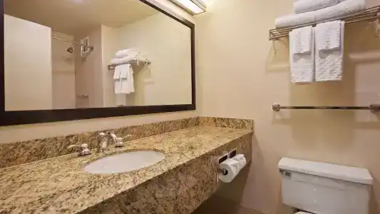 Best Western Plus Bayside Inn - 90