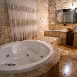 Kemerhan Cave Suites - 48