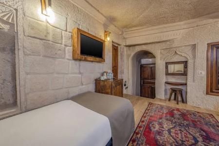 Castle Cave - 124