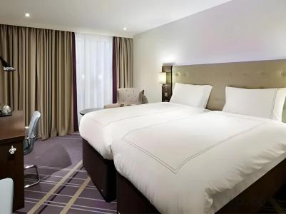 Premier Inn Düsseldorf City Friedrichstadt - 30
