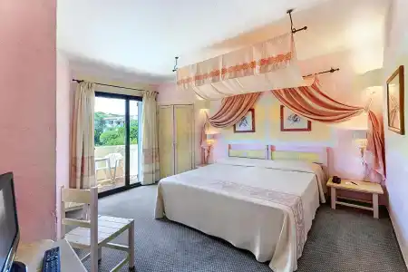 Grand Smeraldo Beach - 25