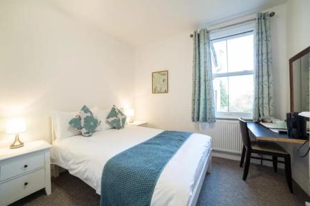 Lonsdale Guest House - 30