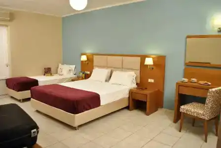 Plessas Palace - 61