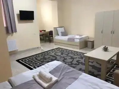 Lind Hostel and Guest House - 22