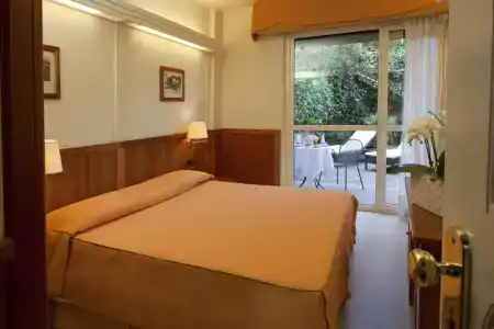 Vis à Vis - 50