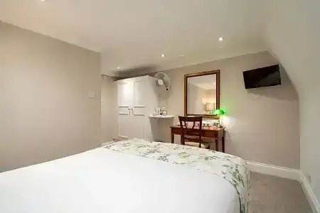 The Clarendon - 117