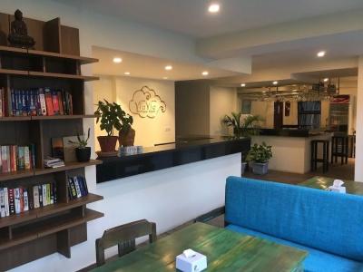 ViaVia boutique - - 13