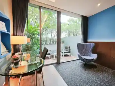 Galleria Sukhumvit 10 Bangkok by Compass Hospitality - 9