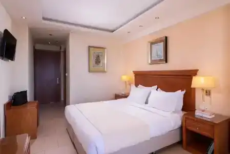 Avalon Palace - 130