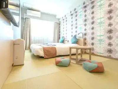 La'gent Okinawa Chatan and Hostel - 17