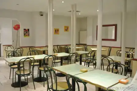 Hôtel de Lyon - 18