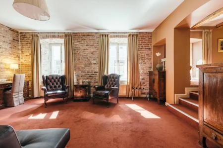 Merchants House - 104