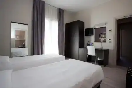 Vienna - 45