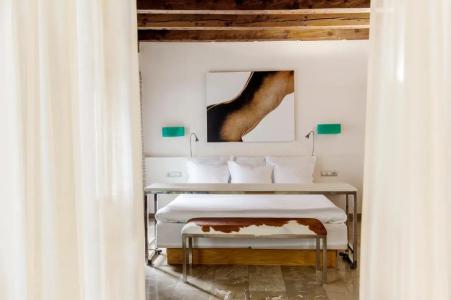 Petit Palace Tres - 45