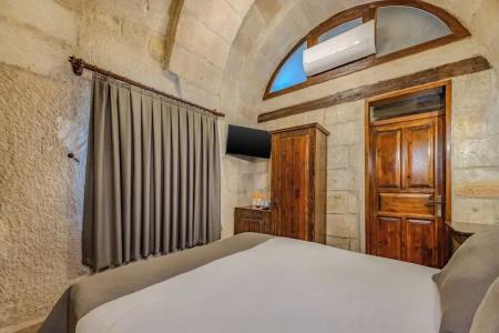 Castle Cave - 35