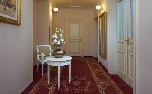 Alqush Downtown - 14