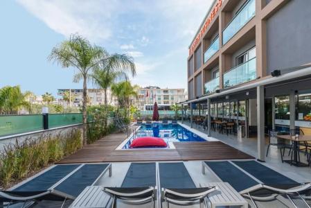 Laren Sea Side Spa - 45