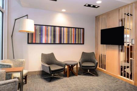 Holiday Inn Express & Suites - St. Petersburg - Madeira Beach, an IHG - 6