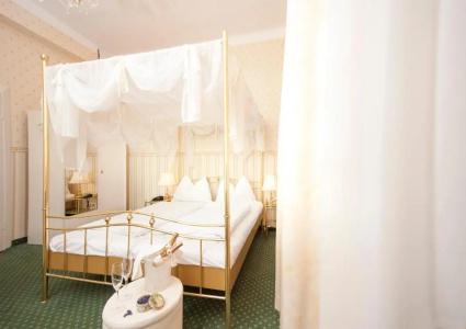 Boutique Kugel Wien - 31