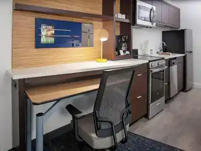 TownePlace Suites by Marriott Orlando Airport - 56