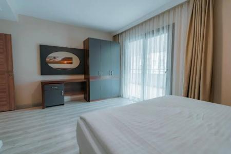 Empula & Residences - 71