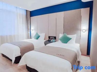 Nishitetsu Resort Inn Naha - 73