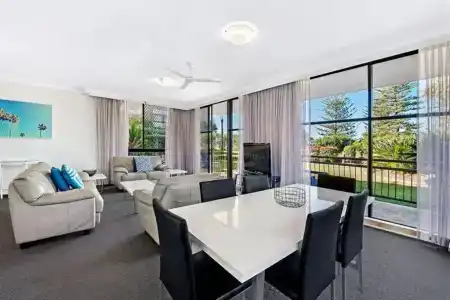 Ultiqa Beach Haven On Broadbeach - 189