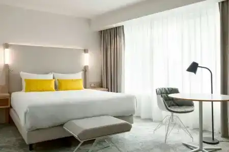 Courtyard by Marriott Paris Gare de Lyon - 4