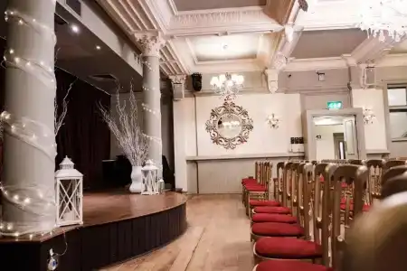The Drayton Court - 14