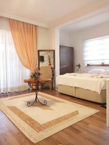 Jasmin Apart - 70