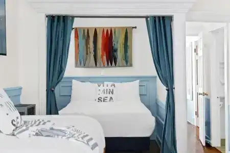 Sea Blue - 46