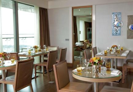 Renaissance Istanbul Polat Bosphorus - 22