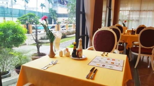 Oriental Palace - 25