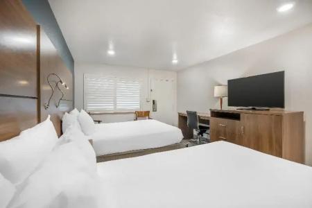 Best Western Plus Clocktower Inn - 145