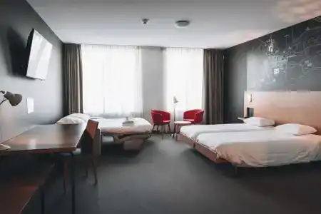 SwissTech - 18