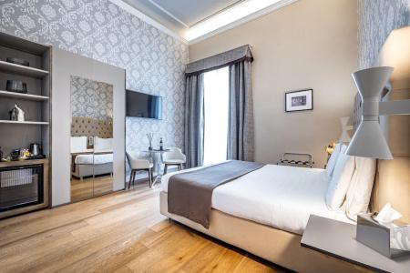 Martelli 6 Suite & - 105