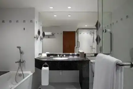 Hilton Hua Hin Resort & Spa - Sha Extra Plus - 40