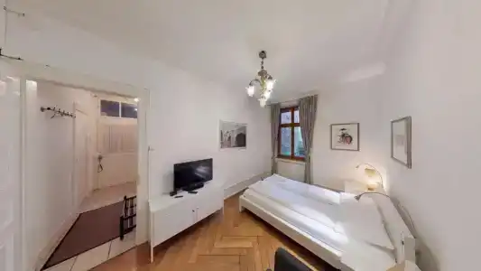 Unique Serviced Living @ Airport Line - 49