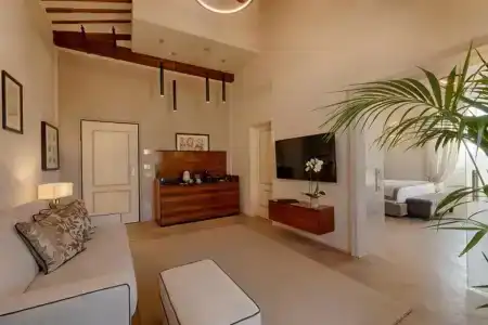 Donati Luxury Tower Suites - 117
