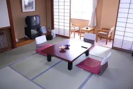 Akakura Wakui - 33