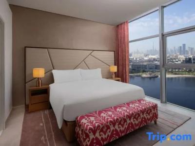 Hilton Creek & Residences - 46