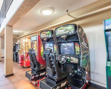 Clarion Inn - 22