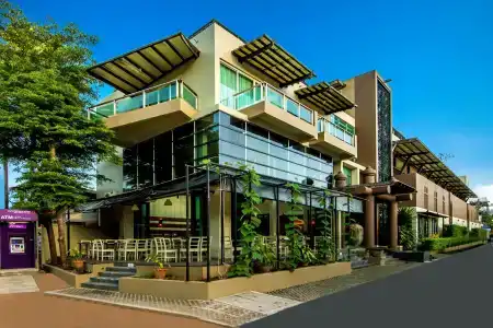 Navinda Krabi - Sha Plus - 0